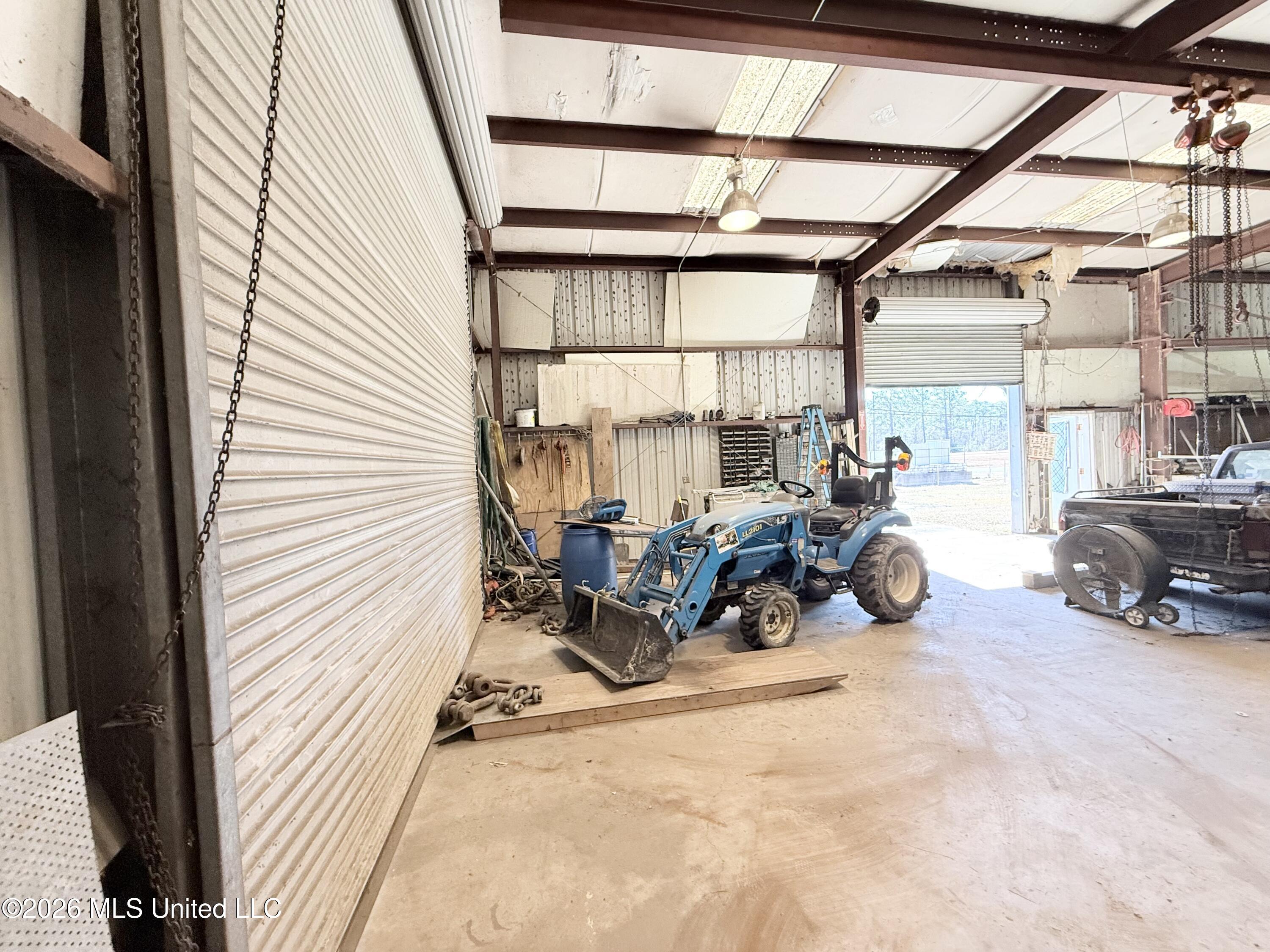 8735 Old Stage Road Moss Point, MS 39562 - Photo 7 of 24 IMG_4317