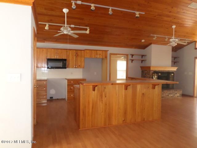 166 Lake Winnott Road Hawthorne, FL 32640 - Photo 7 of 29 SAM_3327