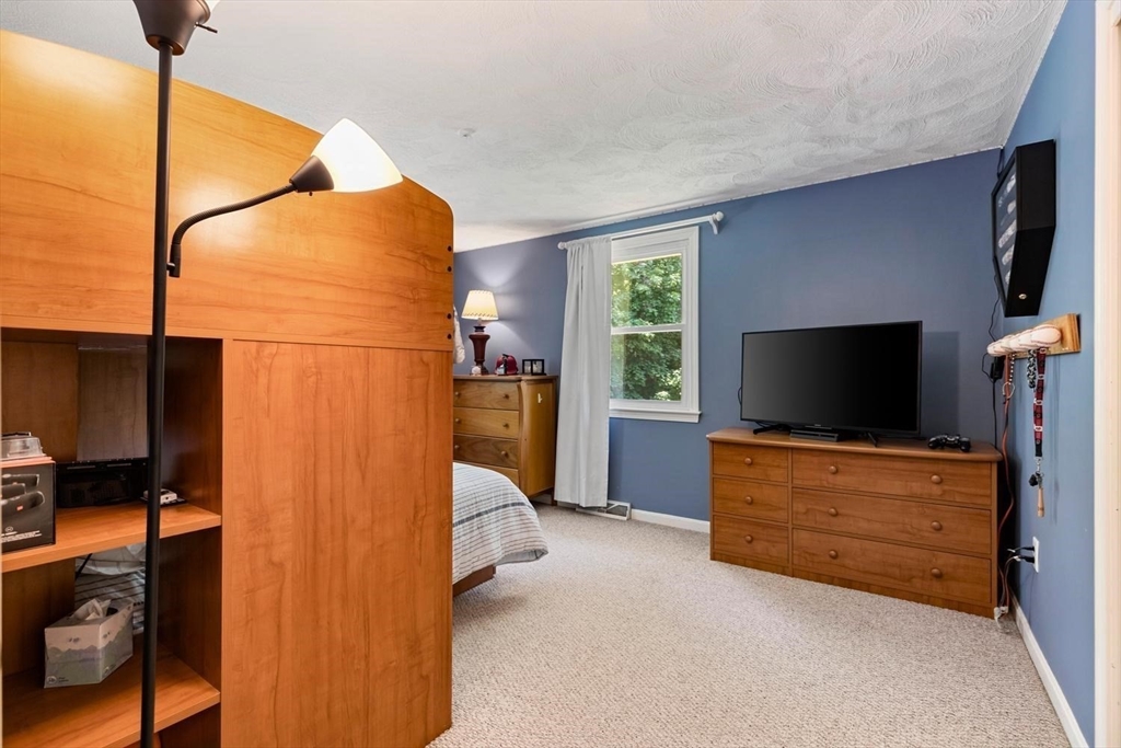 12 Albion Road Billerica, MA 01821 - Photo 25 of 42