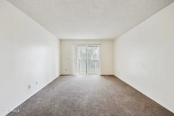 $975 | 2837 East Marconi Avenue, Unit 203, Phoenix, AZ 85032