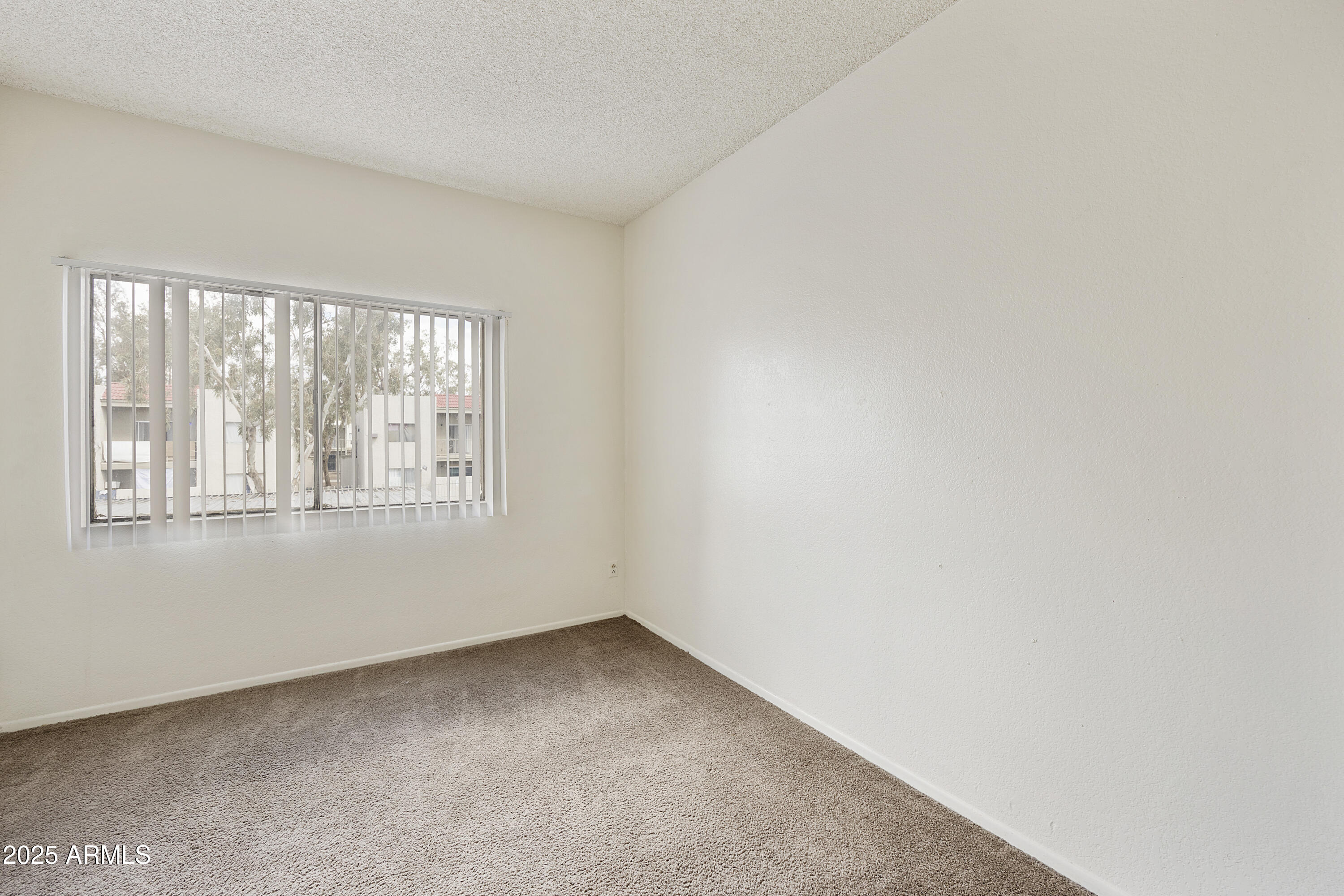 2837 East Marconi Avenue, Unit 203 Phoenix, AZ 85032 - Photo 4 of 13 0c1a2762-0c1a2766