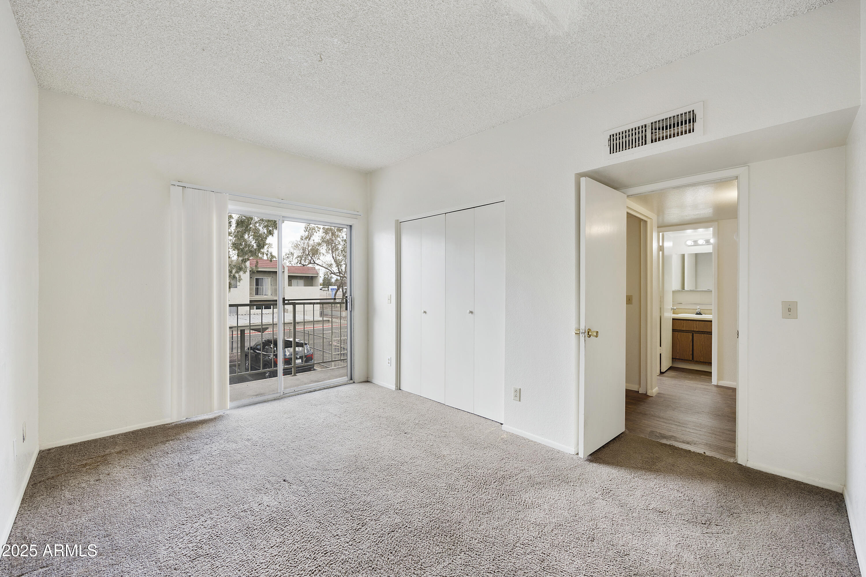 2837 East Marconi Avenue, Unit 203 Phoenix, AZ 85032 - Photo 8 of 13 0c1a2787-0c1a2791