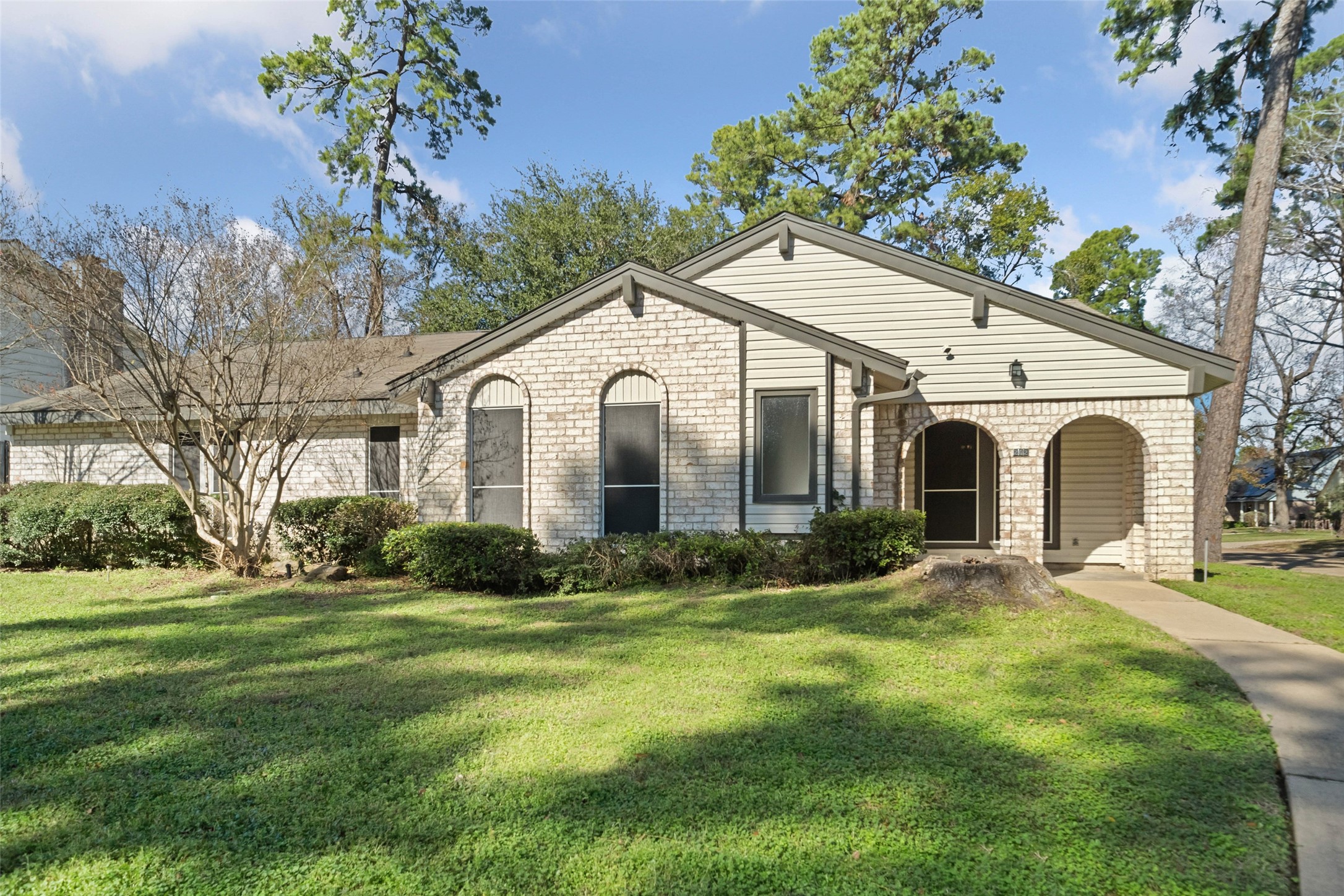202 Black Forest Drive Spring, TX 77388 - Photo 4 of 26