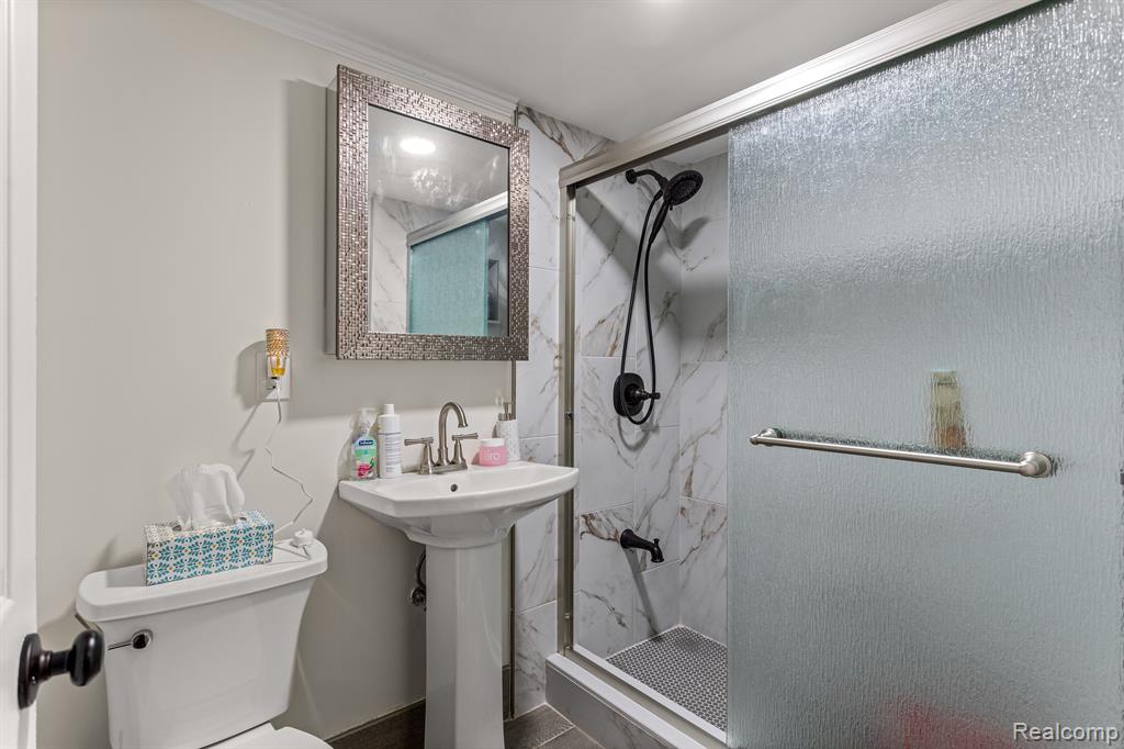 46954 Mornington Road Canton, MI 48188 - Photo 45 of 63