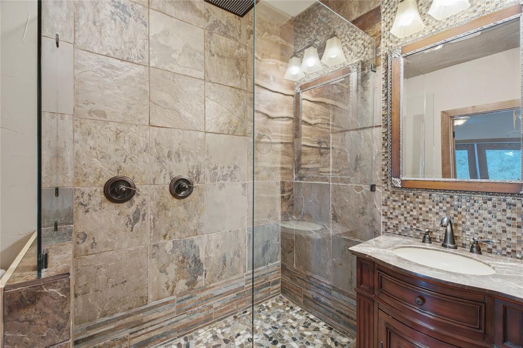 722 3 Skillet Road Springtown, TX 76082 - Photo 26 of 40
