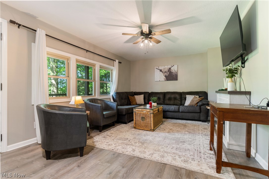 27708 Winona Road Salem, OH 44460 - Photo 2 of 36