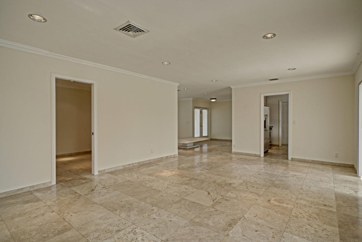 5600 Nassau Drive Boca Raton, FL 33487 - Photo 9 of 21 a view of an empty room