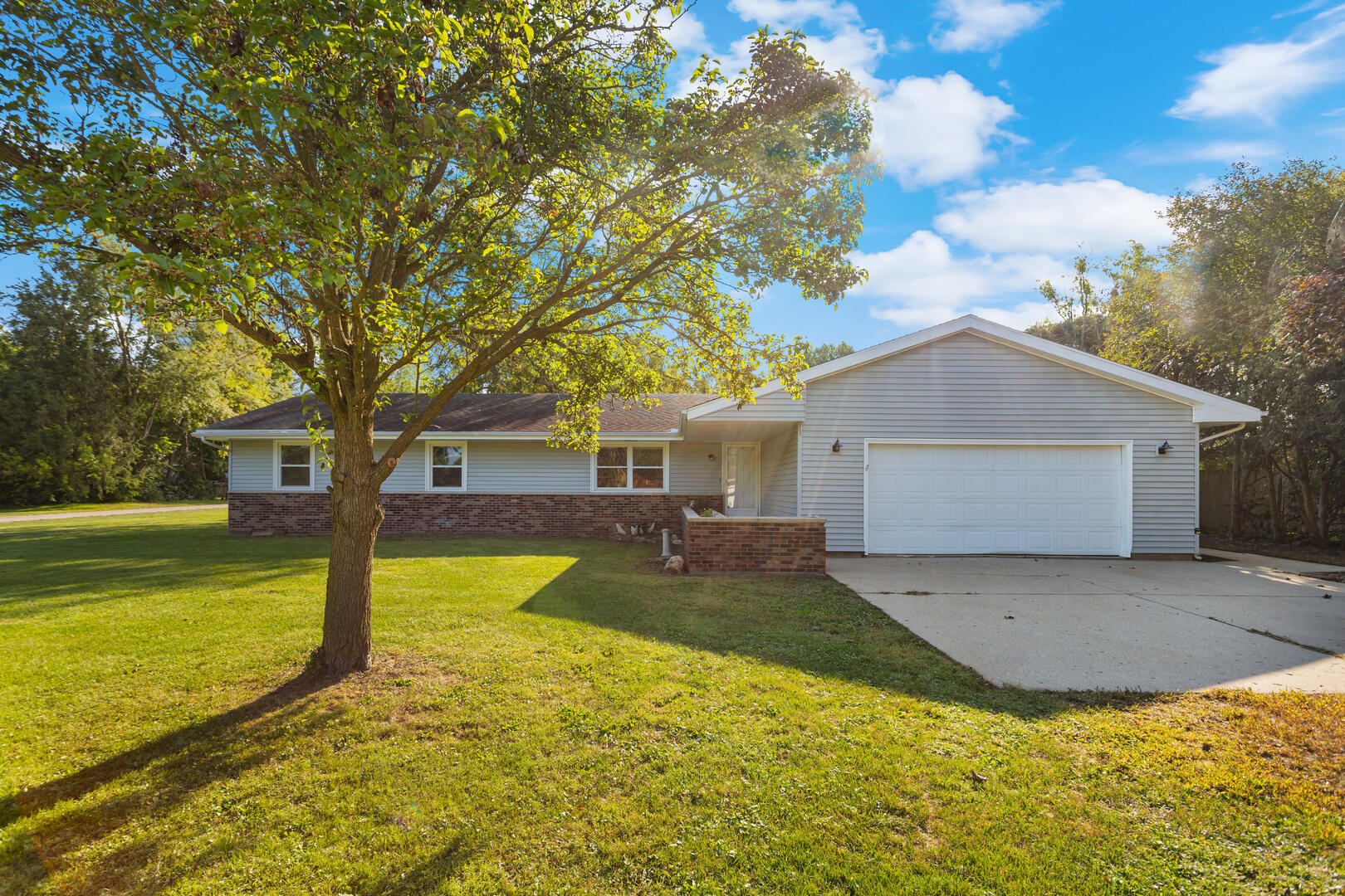 301 South Sands Road Homer, IL 61849 - Photo 1 of 37 Gallery Image 1