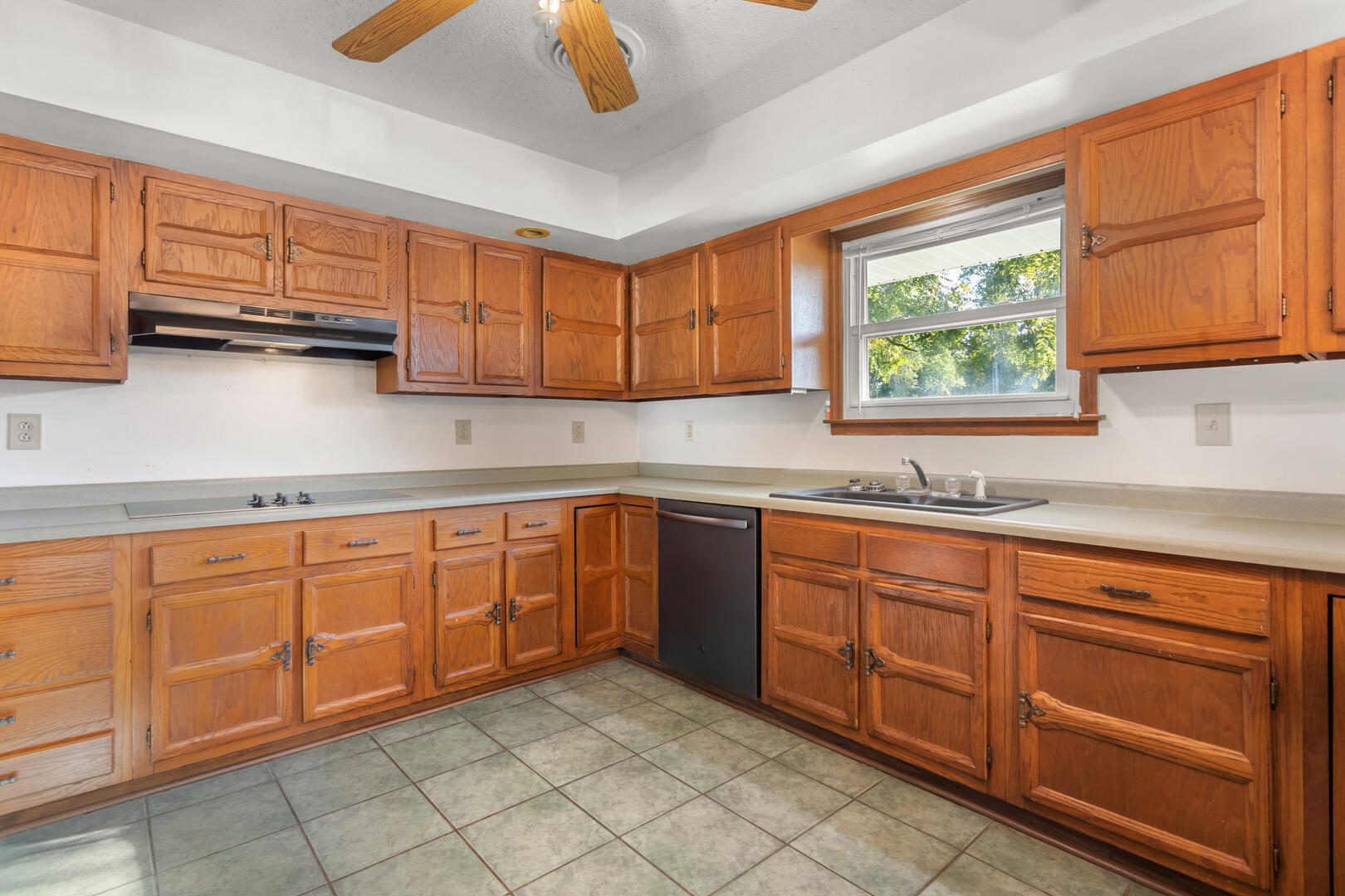 301 South Sands Road Homer, IL 61849 - Photo 12 of 37 Gallery Image 12