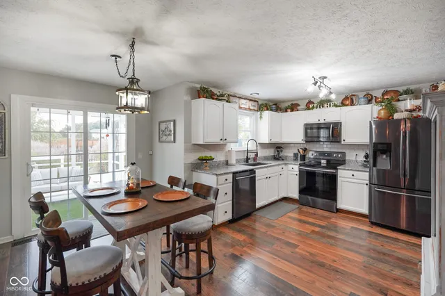 $399,900 | 3735 Newberry Road, Plainfield, IN 46168