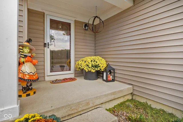 $399,900 | 3735 Newberry Road, Plainfield, IN 46168