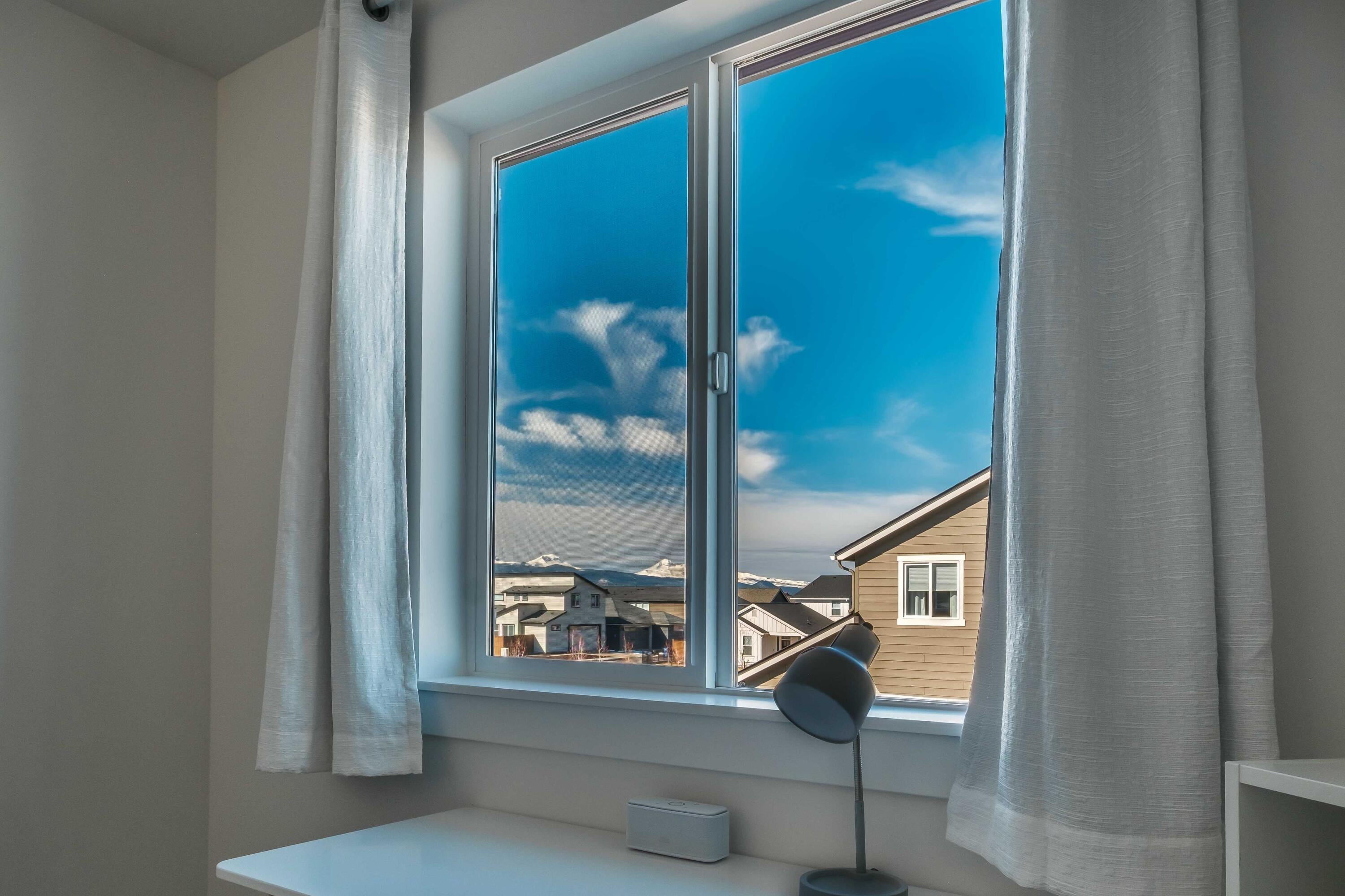 3795 Eagle Road Bend, OR 97701 - Photo 20 of 22 Off Window