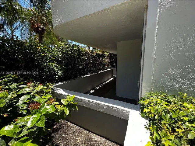 $3,600 | 1717 North Bayshore Drive, Unit A1057, Miami, FL 33132