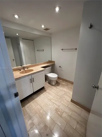 $3,600 | 1717 North Bayshore Drive, Unit A1057, Miami, FL 33132