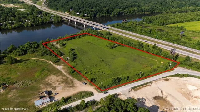 $1,500,000 | 290 Osage River Bridge, Lake Ozark, MO 65049