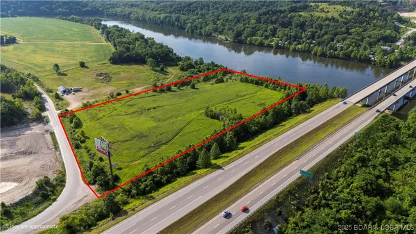 $1,500,000 | 290 Osage River Bridge, Lake Ozark, MO 65049
