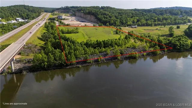 $1,500,000 | 290 Osage River Bridge, Lake Ozark, MO 65049