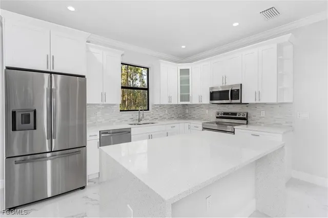 $3,200 | Undisclosed Address, Naples, FL 34120