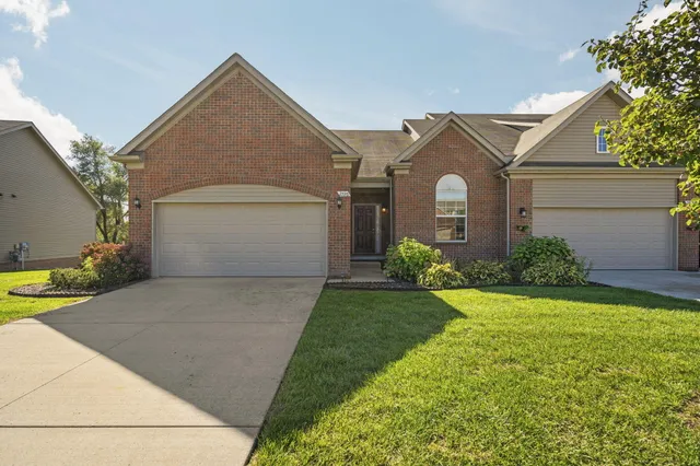 $295,000 | 2726 Brooklyn Drive, Ypsilanti, MI 48198