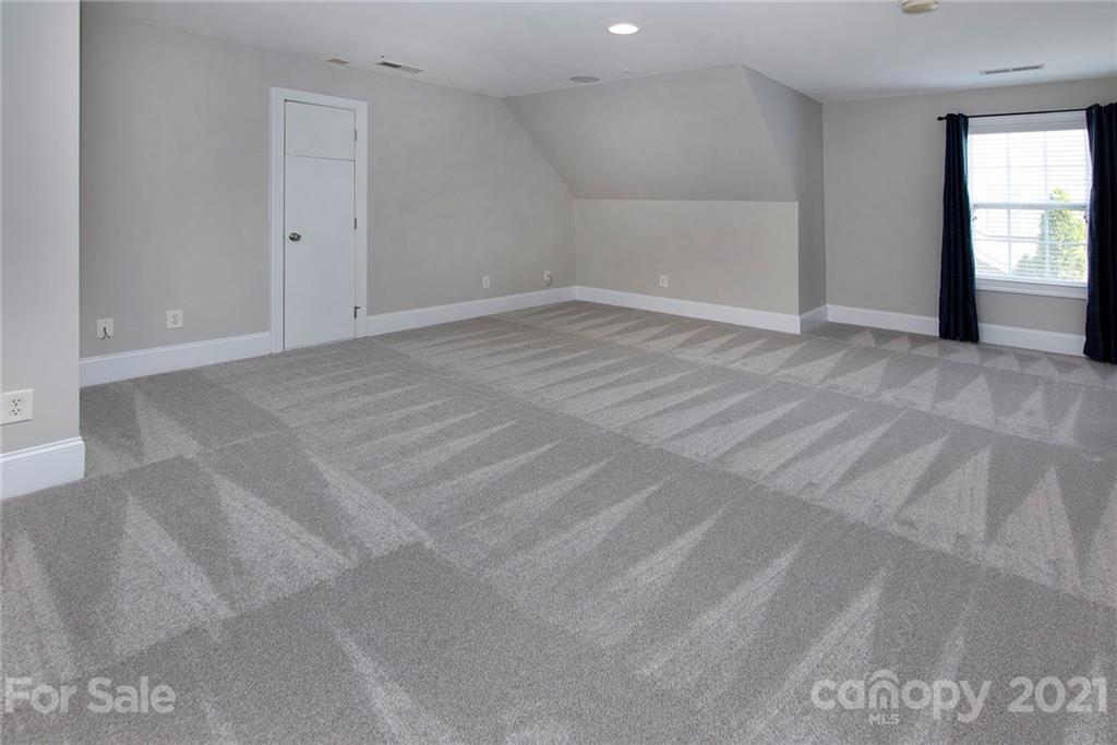 10617 Round Rock Road Charlotte, NC 28277 - Photo 21 of 28 a view of an empty room