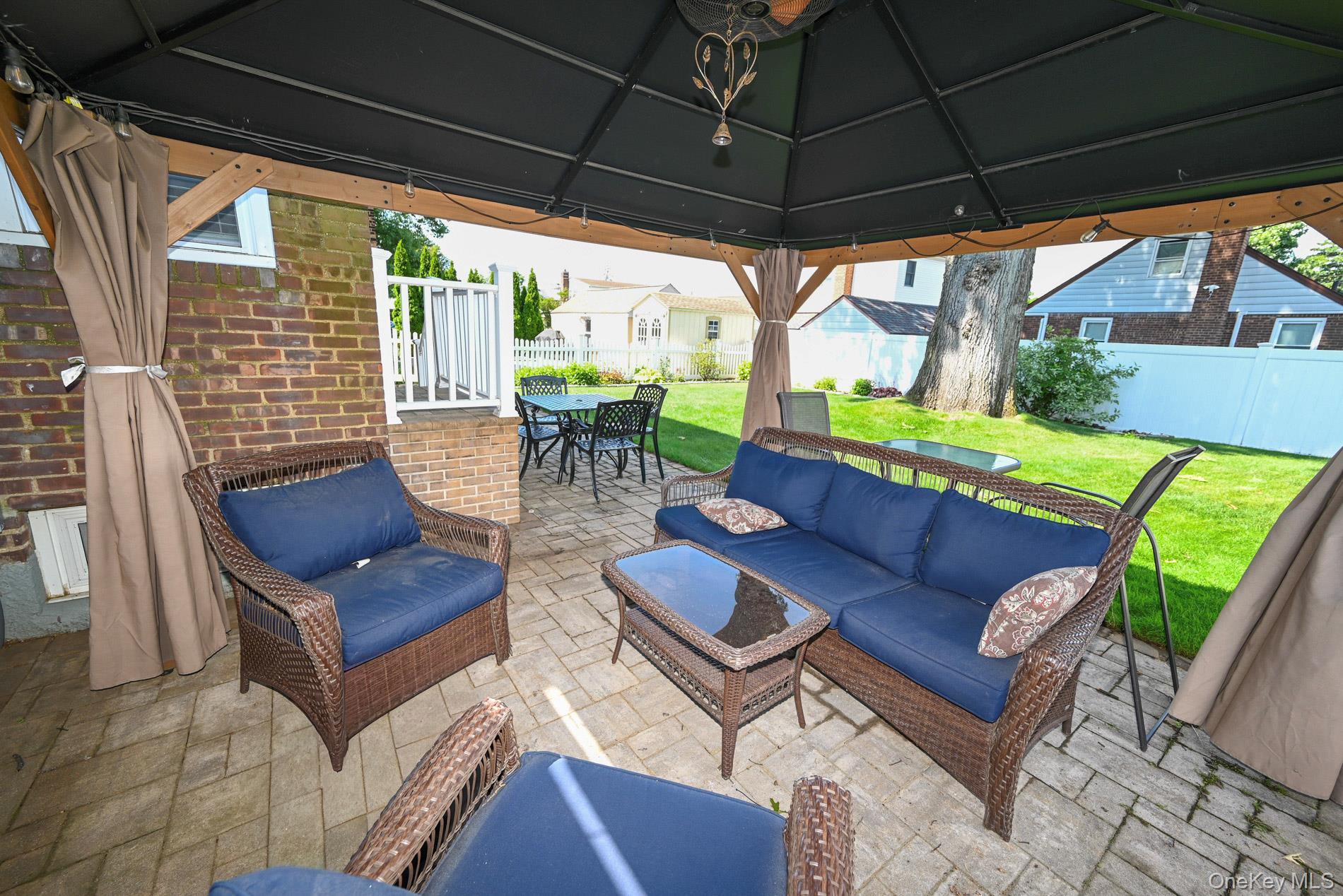 258 Rintin Street Franklin Square, NY 11010 - Photo 26 of 30