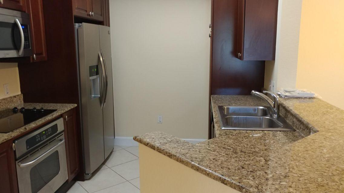 1690 Renaissance Commons Boulevard, Unit 1524 Boynton Beach, FL 33426 - Photo 5 of 16 20180824001630942918000000-o