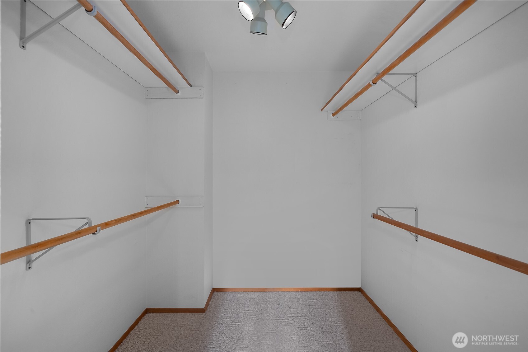 10547 Summit Lake Road Northwest Olympia, WA 98502 - Photo 15 of 40