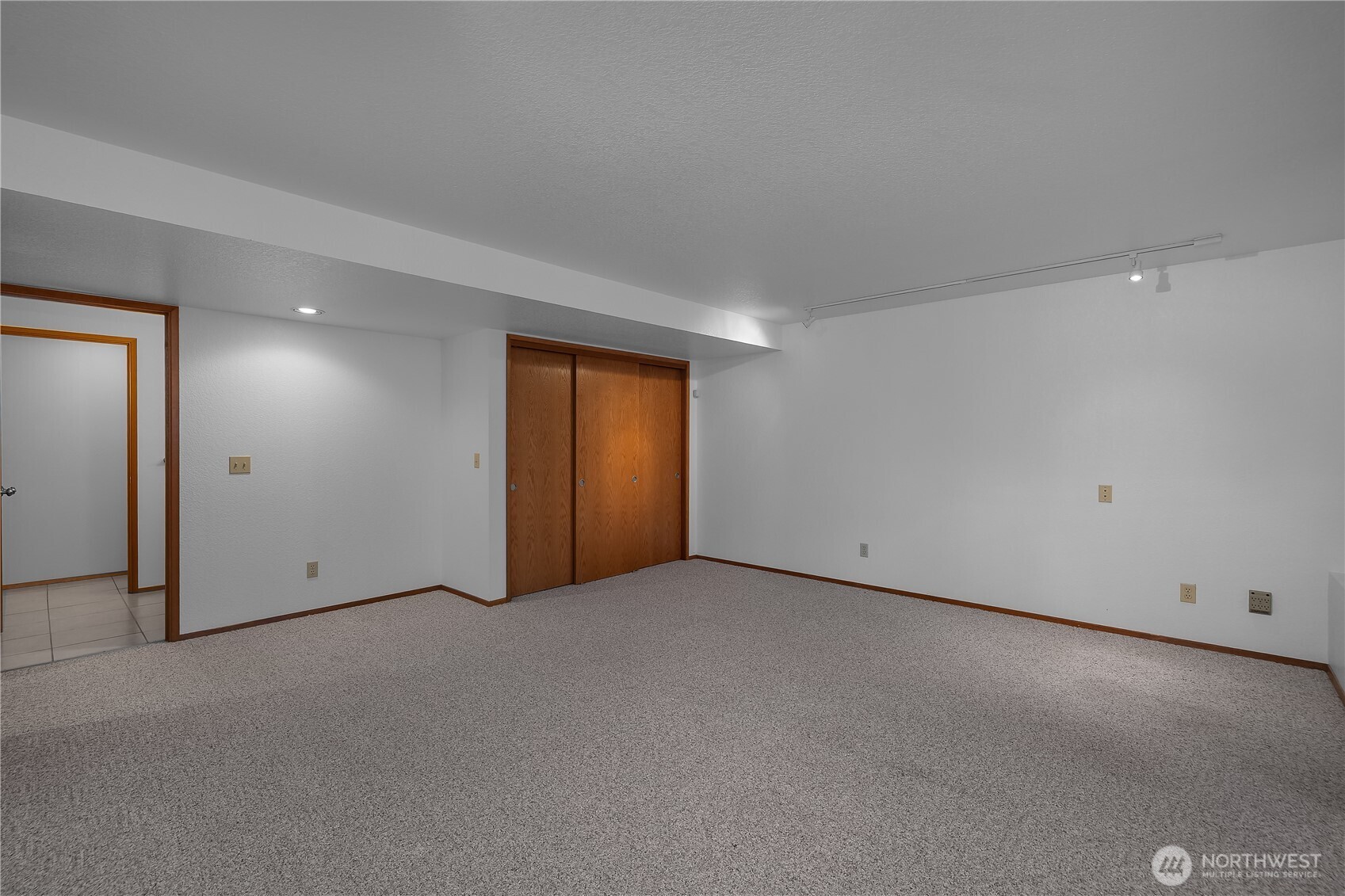 10547 Summit Lake Road Northwest Olympia, WA 98502 - Photo 25 of 40