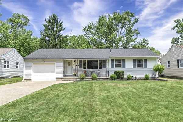 $270,000 | 183 Sunrise Drive, Amherst, OH 44001