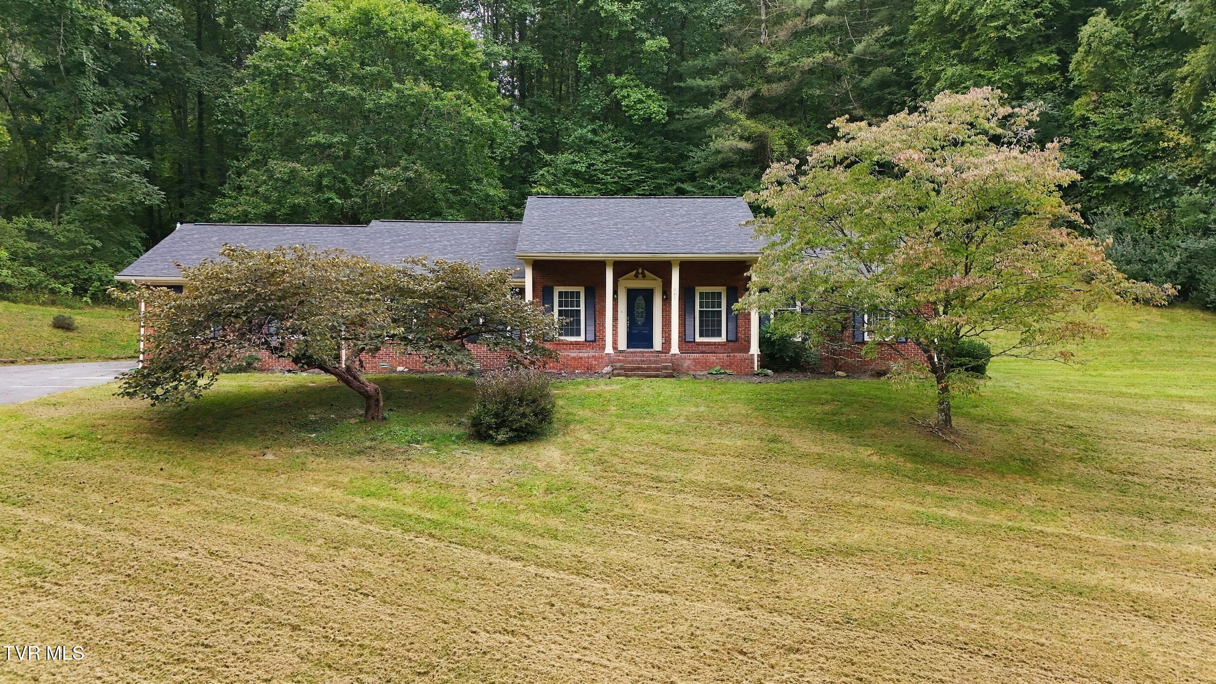 8412 Courtland Road Wise, VA 24293 - Photo 1 of 46 1_8412 courtland rd-01