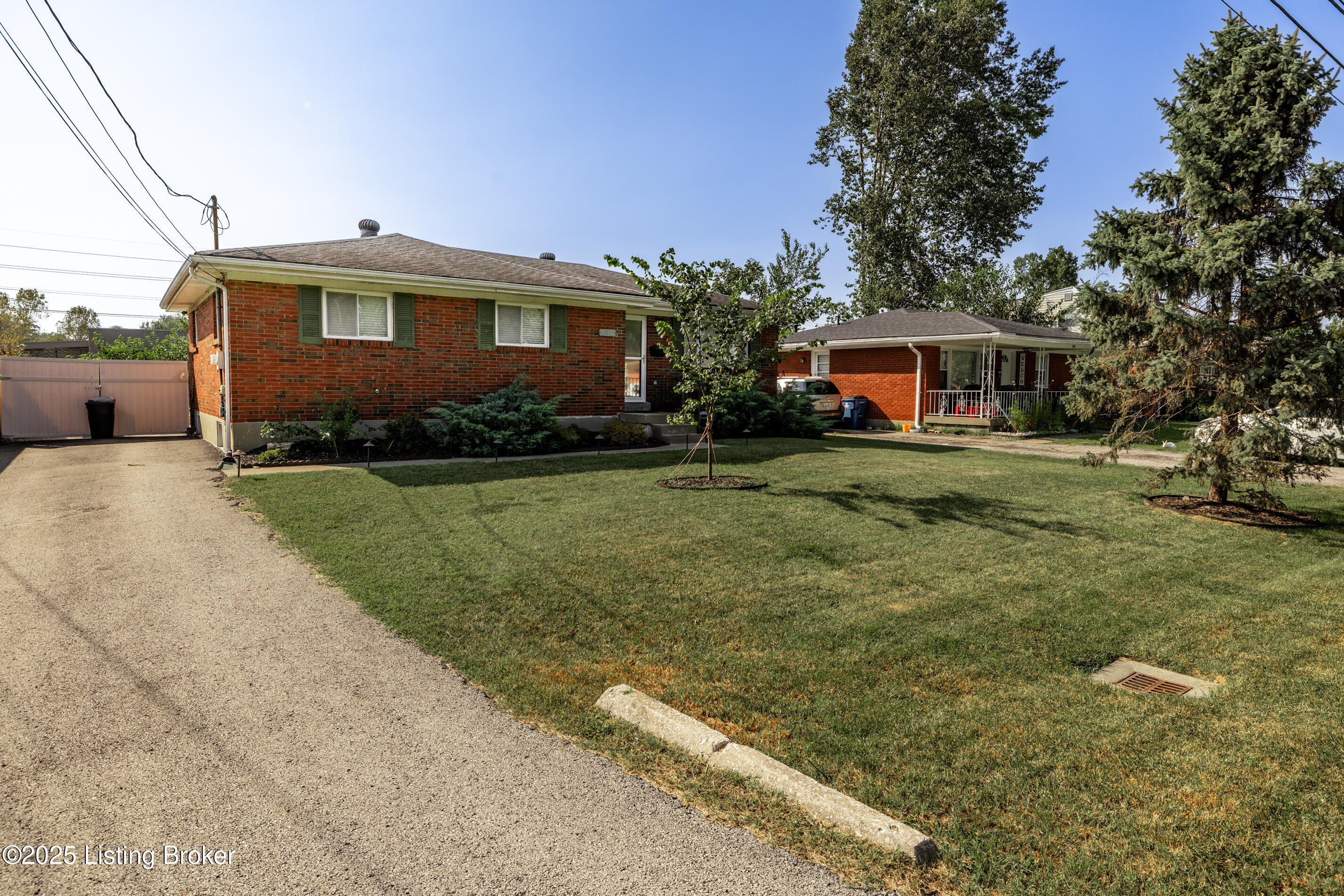 4812 Valla Road Louisville, KY 40213 - Photo 24 of 27 BO0A6374