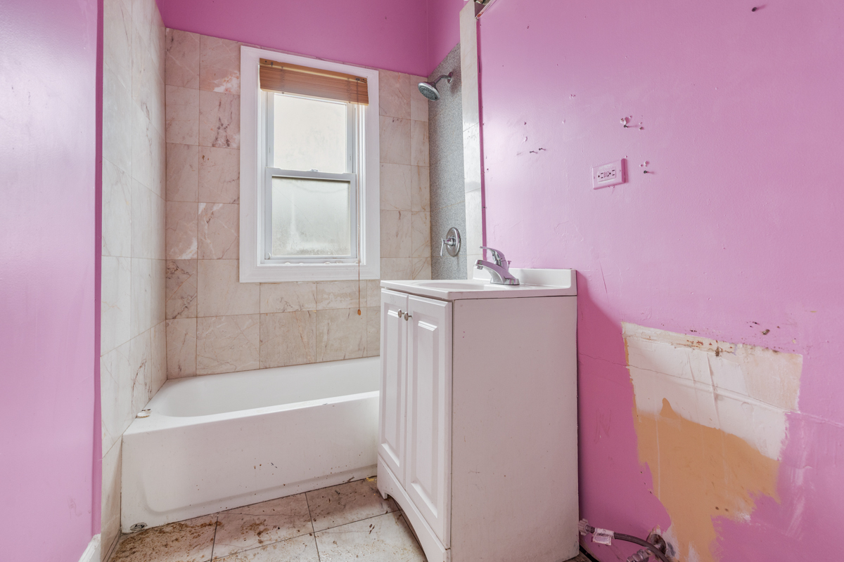 7356 South Champlain Avenue Chicago, IL 60619 - Photo 15 of 31