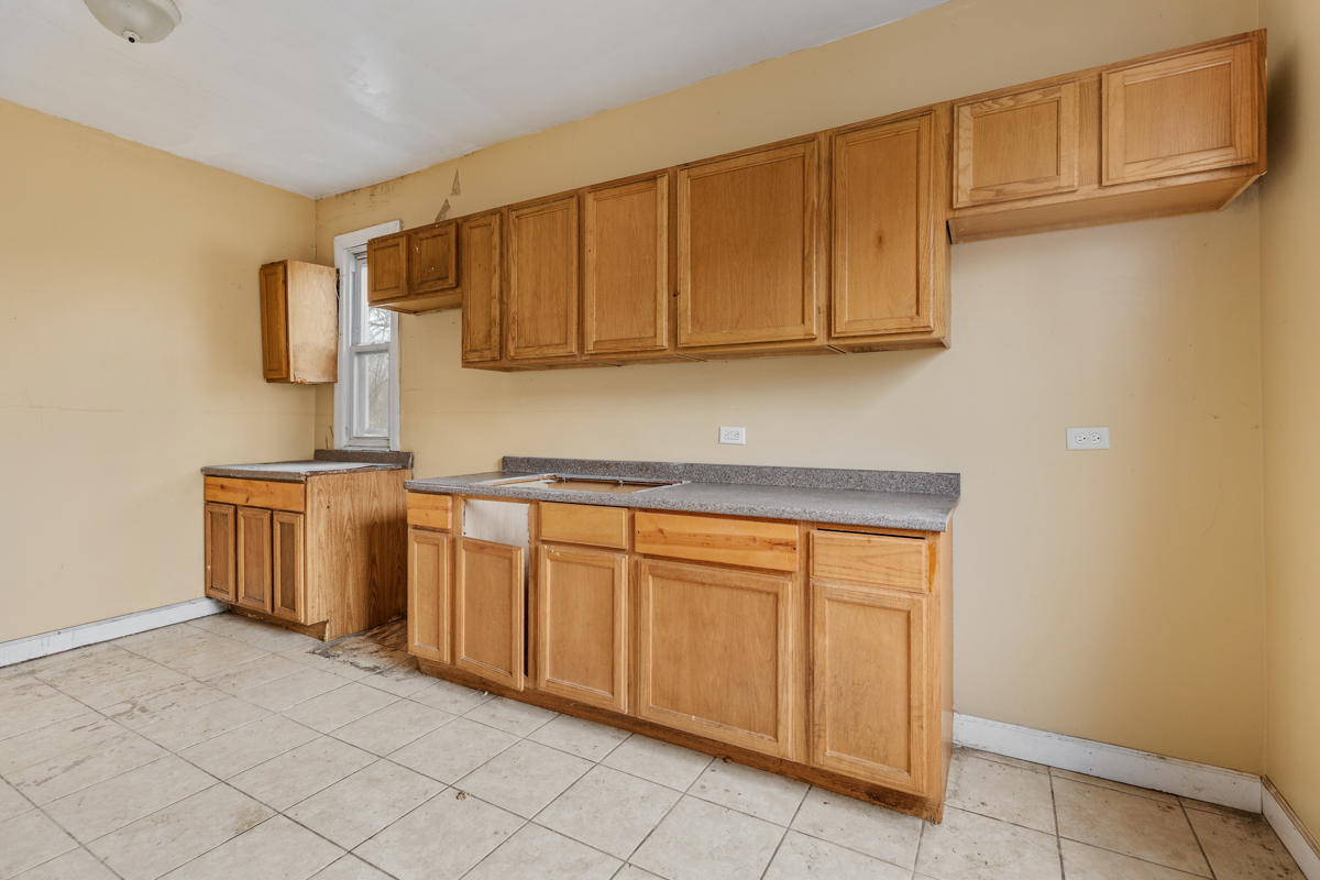 7356 South Champlain Avenue Chicago, IL 60619 - Photo 28 of 31