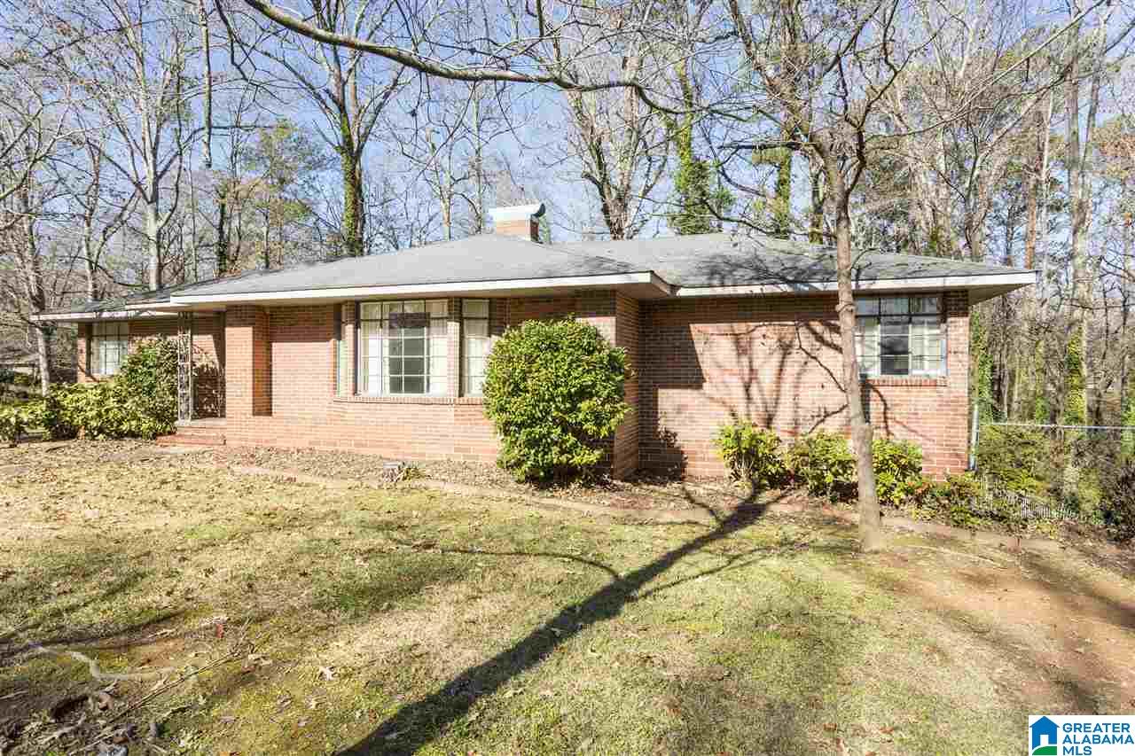 165 Kennilworth Road Bessemer, AL 35023 - Photo 3 of 39