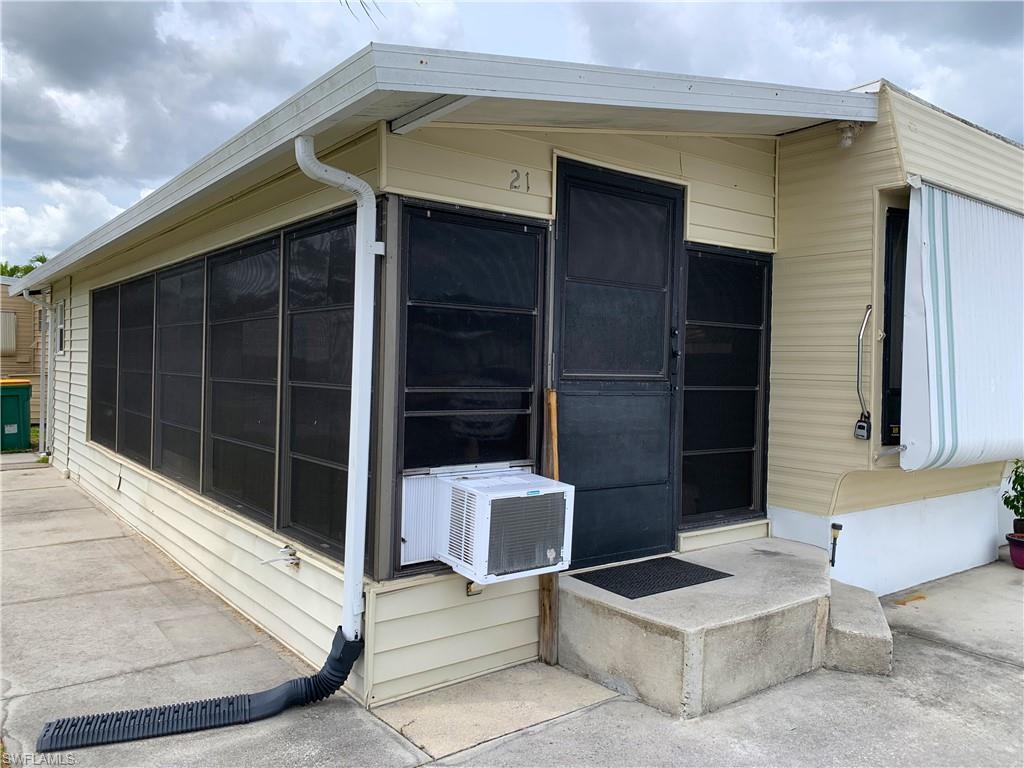 21 Garnet Drive Naples, FL 34114 - Photo 3 of 11