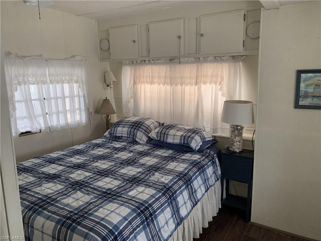 21 Garnet Drive Naples, FL 34114 - Photo 4 of 11