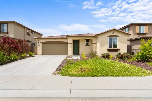 $710,000 | 714 Burgundy Street, Vacaville, CA 95687