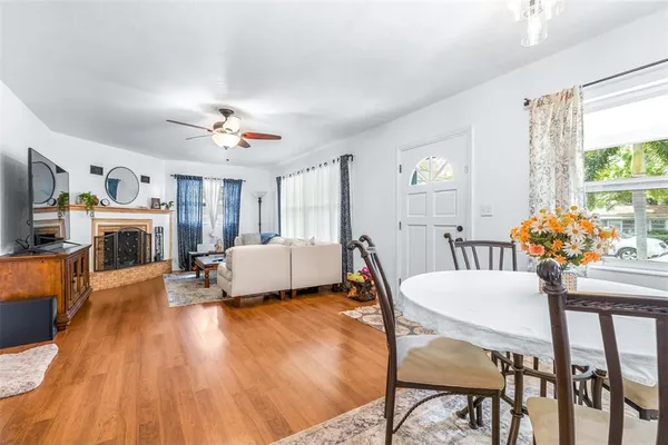 $389,900 | 222 14th Avenue Southwest, Largo, FL 33770