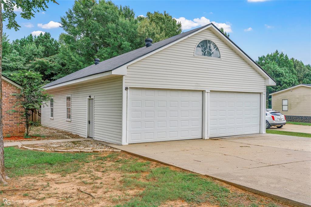 8838 McCain Road Shreveport, LA 71107 - Photo 2 of 29