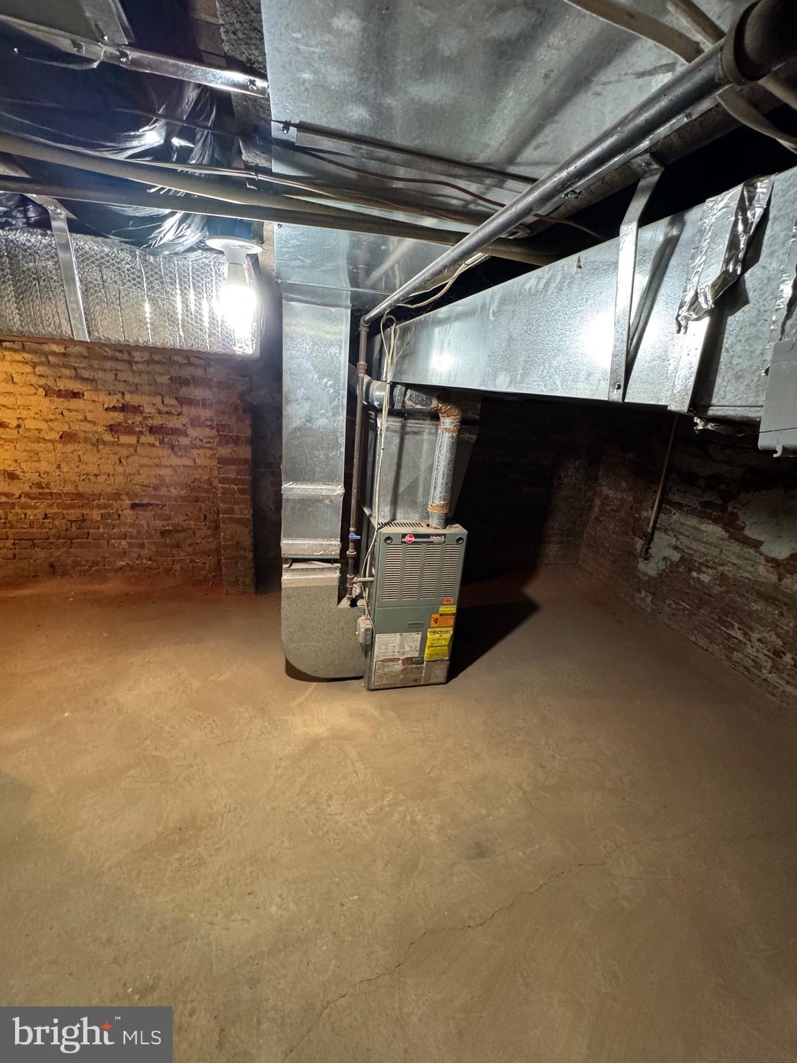 1729 North Bond Street Baltimore, MD 21213 - Photo 29 of 34