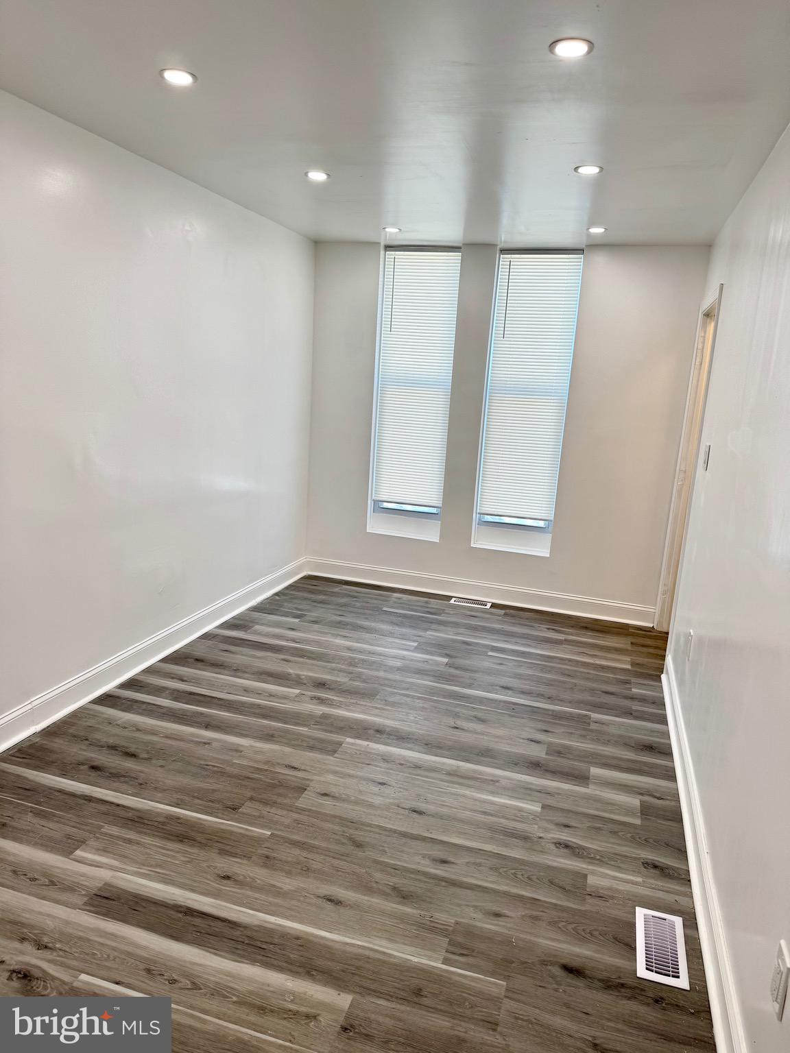 1729 North Bond Street Baltimore, MD 21213 - Photo 7 of 34