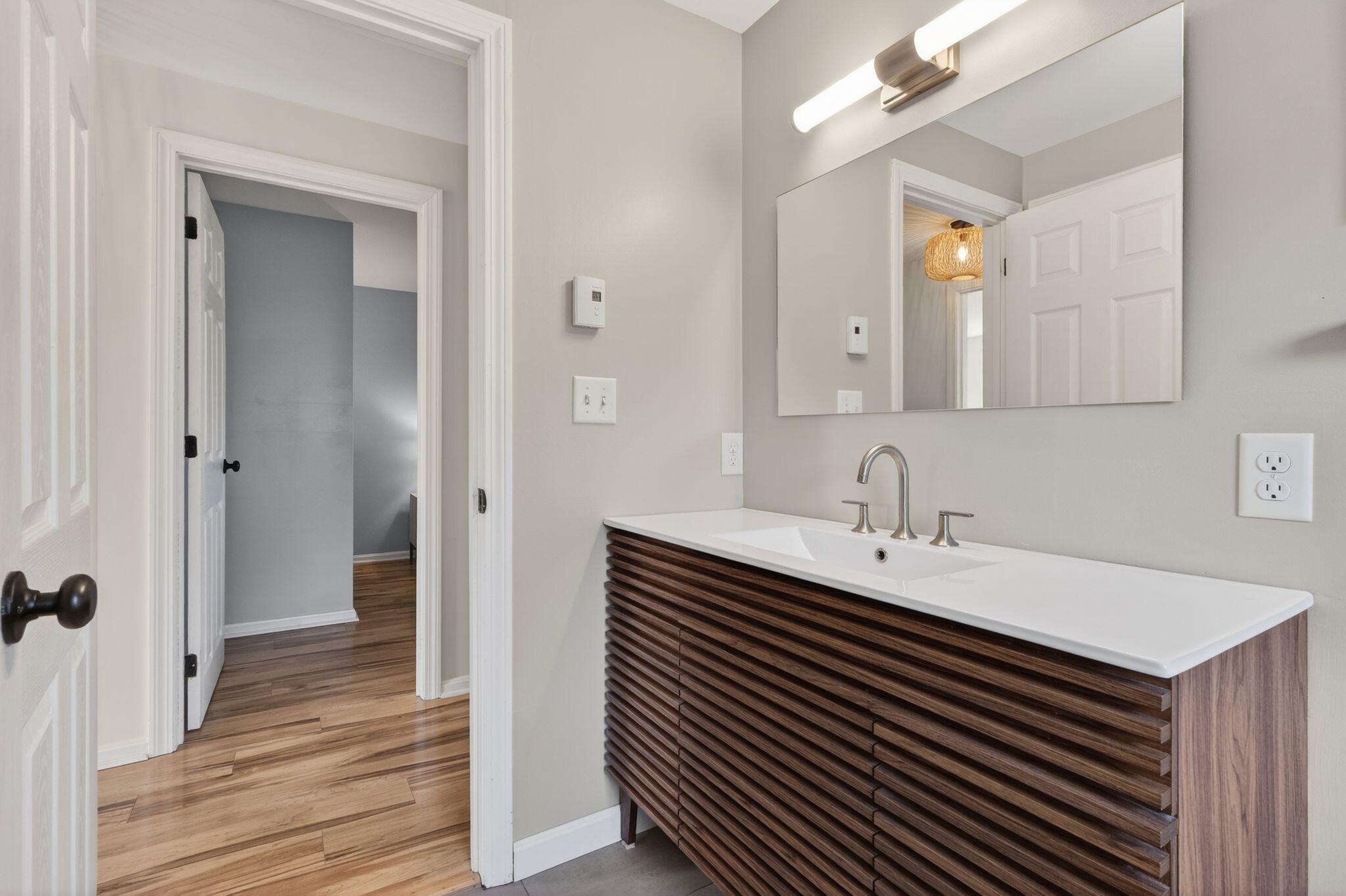 195 Virginia Street Portland, ME 04103 - Photo 23 of 51 195_Virginia_St_078