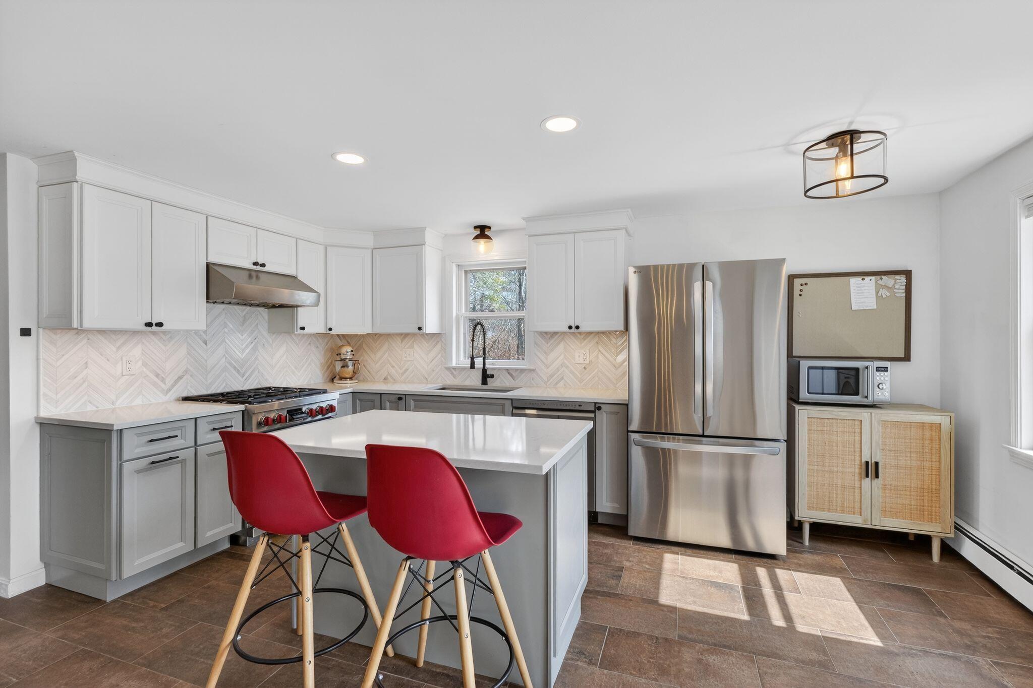 195 Virginia Street Portland, ME 04103 - Photo 3 of 51 195_Virginia_St_027