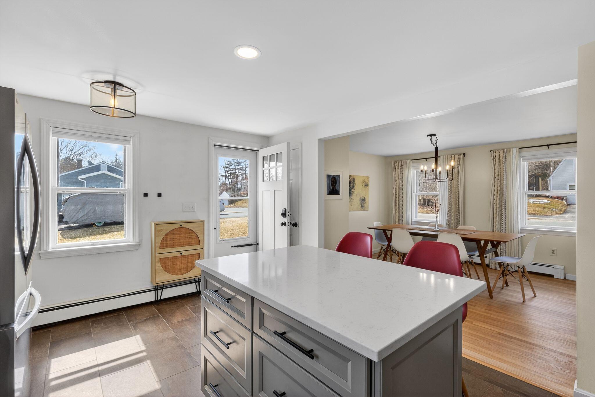 195 Virginia Street Portland, ME 04103 - Photo 8 of 51 195_Virginia_St_042