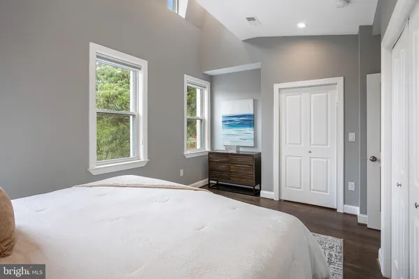 $6,500 | 4023 New Hampshire Avenue Northwest, Washington, DC 20011