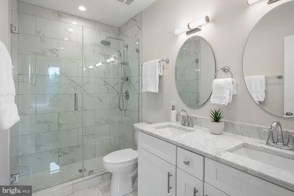 $6,500 | 4023 New Hampshire Avenue Northwest, Washington, DC 20011