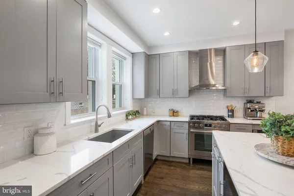 $6,500 | 4023 New Hampshire Avenue Northwest, Washington, DC 20011