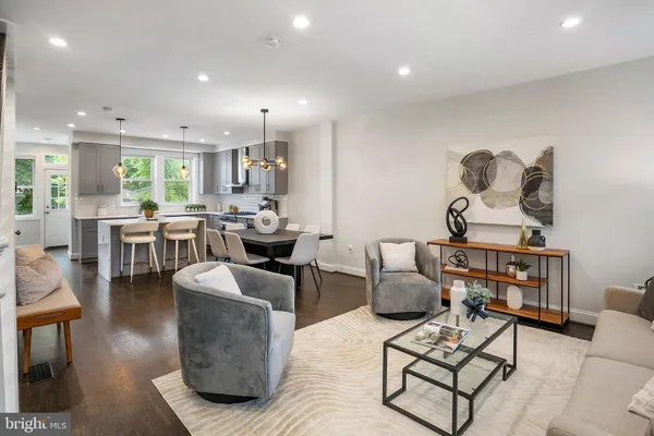 $6,500 | 4023 New Hampshire Avenue Northwest, Washington, DC 20011