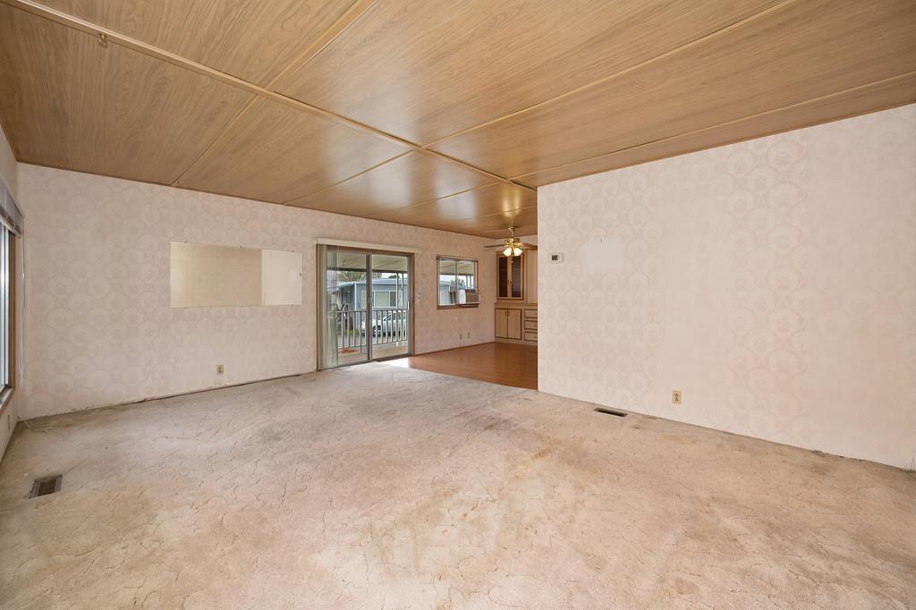 13 Duval Street Citrus Heights, CA 95621 - Photo 11 of 38