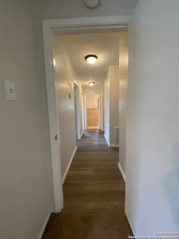 $319,999 | 749 Windrock Drive, Windcrest, TX 78239